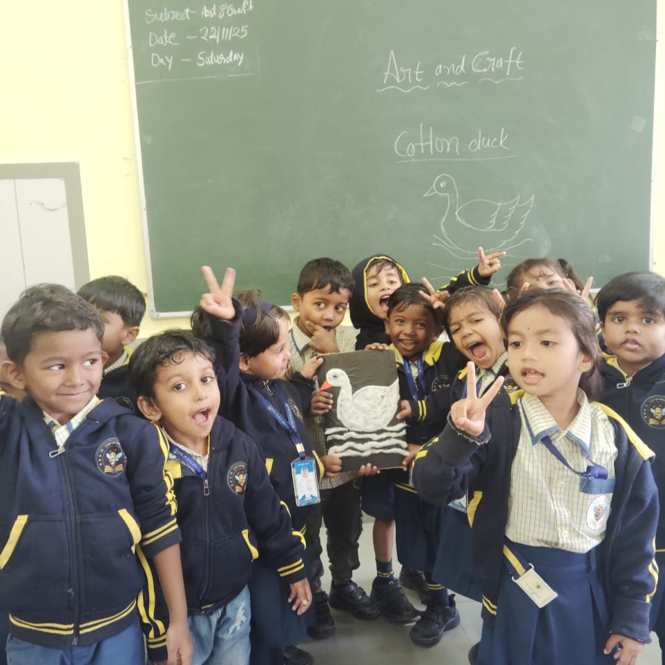 Classroom environmnet at playschool, mahasamund, honeydew school